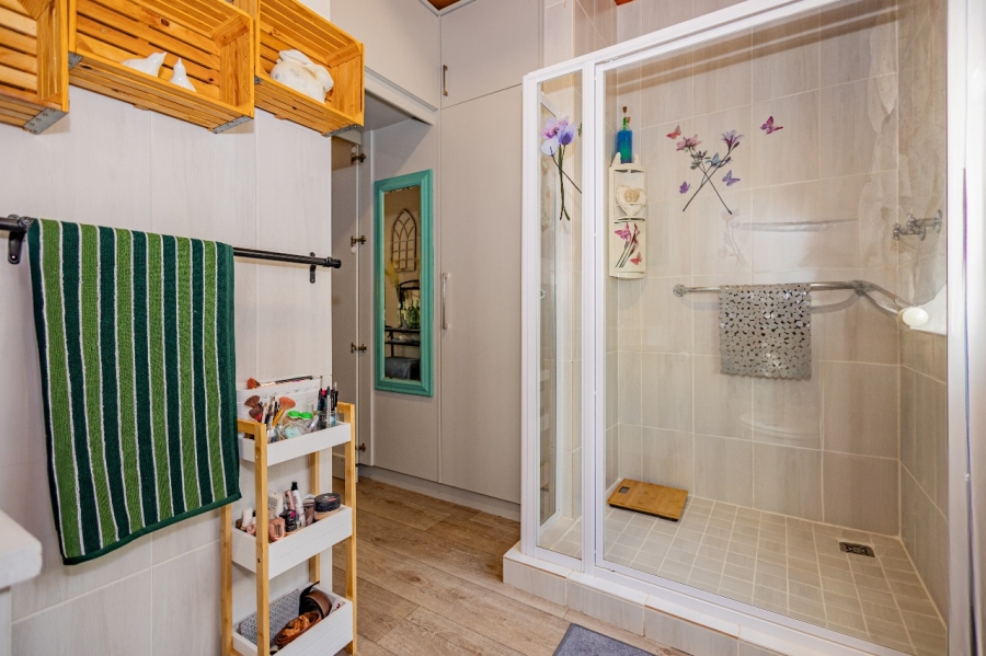 2 Bedroom Property for Sale in Rouxpark Western Cape